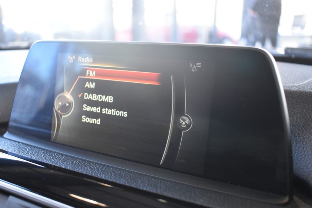 Used_2017_BLUE_BMW_3-SERIES_2