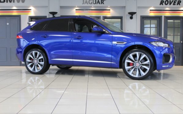 Used 2017 BLUE JAGUAR F-PACE Estate 3.0 V6 S AWD 5d 296 BHP (reg. 2017-10-20) for sale in Romiley