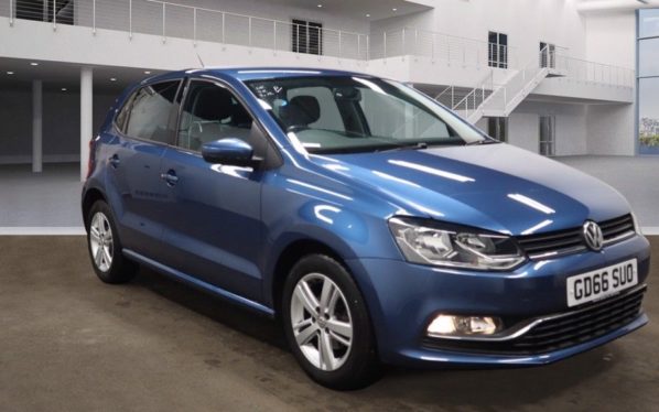 Used 2017 BLUE VOLKSWAGEN POLO Hatchback 1.0 MATCH EDITION 5d 60 BHP (reg. 2017-01-19) for sale in Crompton