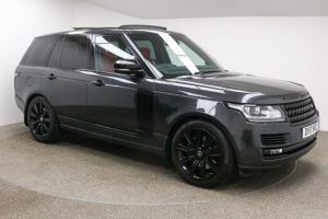 Used 2017 GREY LAND ROVER RANGE ROVER Estate 5.0 V8 AUTOBIOGRAPHY 5d AUTO 510 BHP (reg. 2017-03-22) for sale in Radcliffe