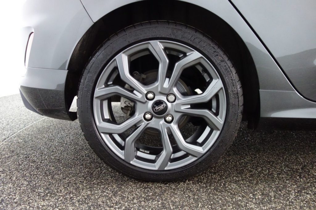 Used_2019_GREY_FORD_FIESTA_1