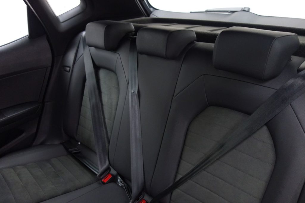 Used_2019_GREY_SEAT_ARONA_1