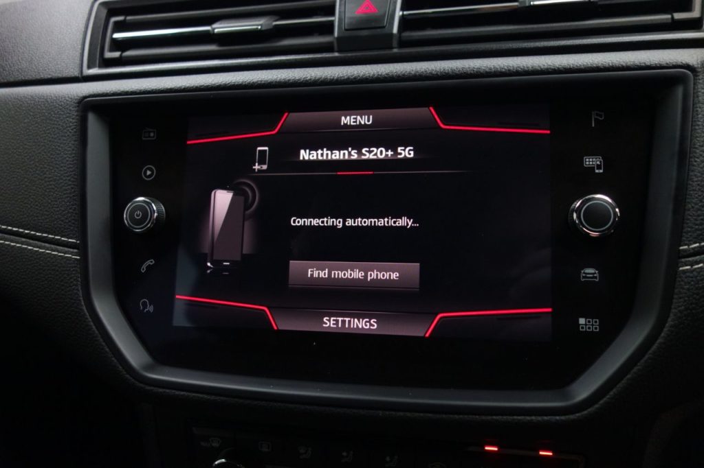 Used_2019_GREY_SEAT_ARONA_1