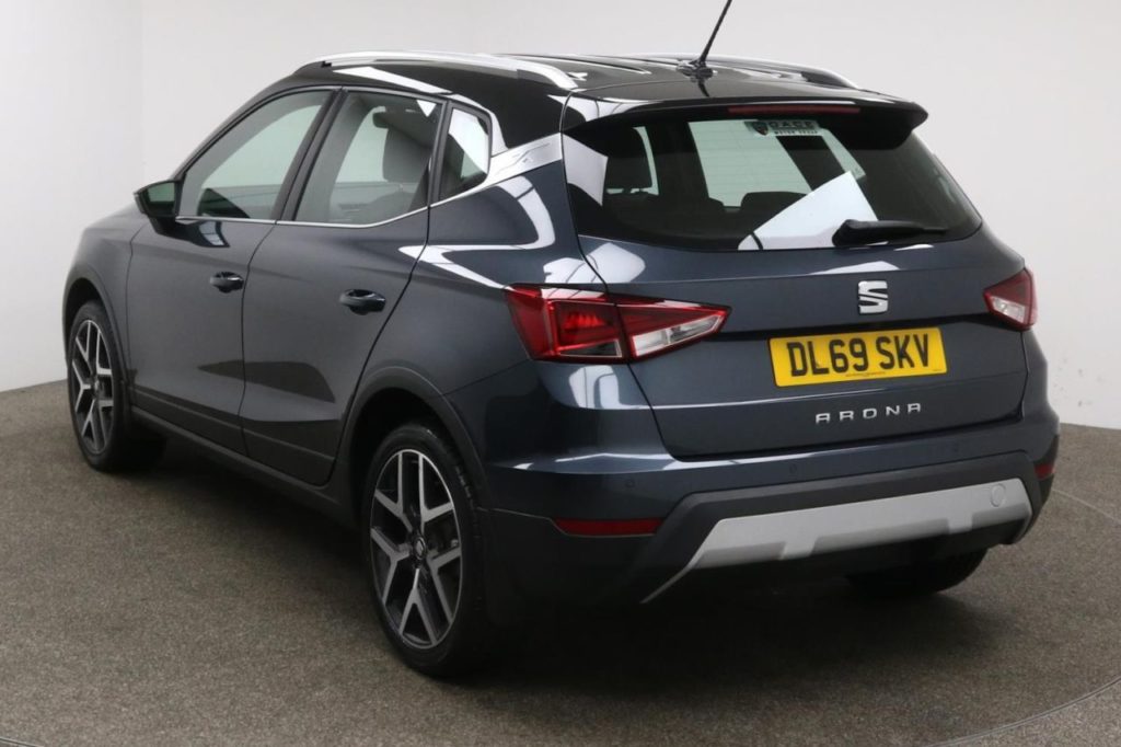 Used_2019_GREY_SEAT_ARONA_1
