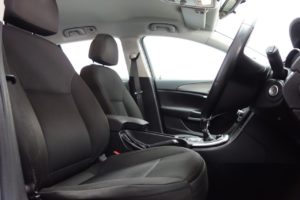Used_2009_BLUE_VAUXHALL_INSIGNIA_2