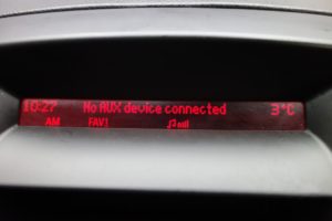 Used_2009_BLUE_VAUXHALL_INSIGNIA_2