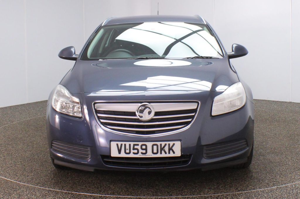 Used_2009_BLUE_VAUXHALL_INSIGNIA_2