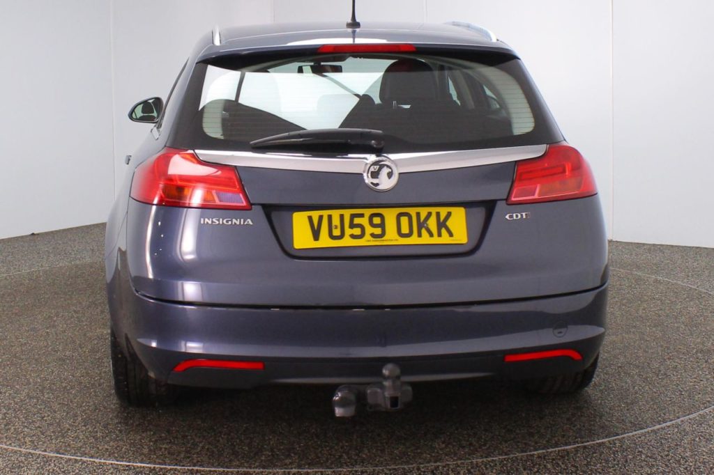 Used_2009_BLUE_VAUXHALL_INSIGNIA_2