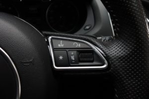 Used_2014_BLACK_AUDI_Q3_2