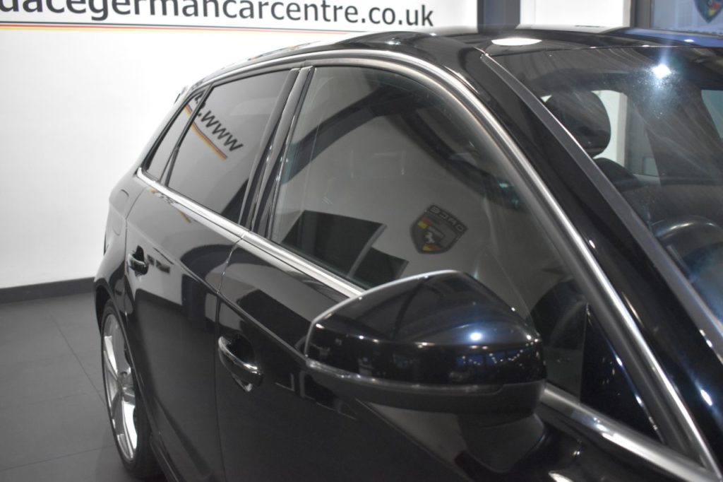 Used_2015_BLACK_AUDI_A3_1