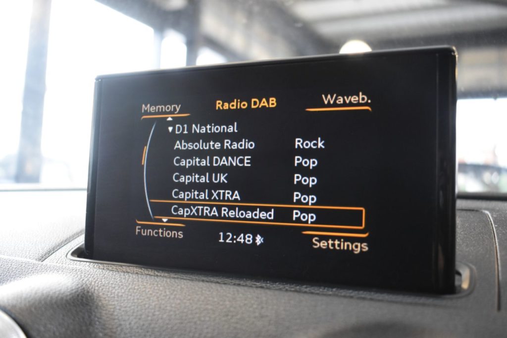 Used_2015_BLACK_AUDI_A3_1