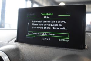 Used_2015_BLACK_AUDI_A3_1