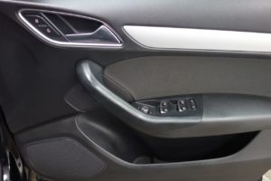 Used_2015_BLACK_AUDI_Q3_2