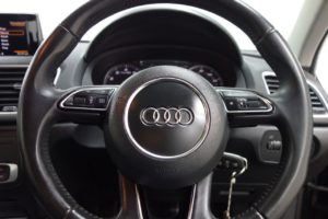 Used_2015_BLACK_AUDI_Q3_2