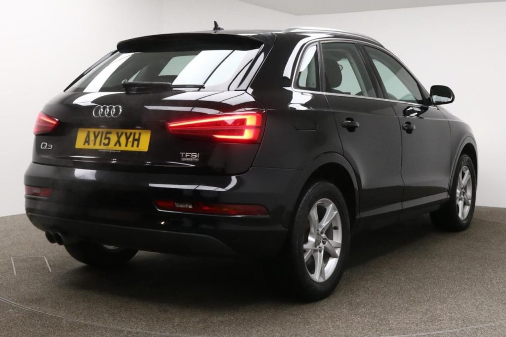 Used_2015_BLACK_AUDI_Q3_2