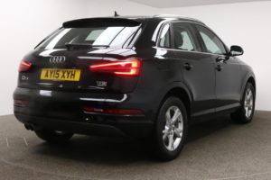 Used_2015_BLACK_AUDI_Q3_2