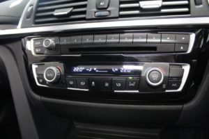 Used_2015_BLACK_BMW_3-SERIES_2