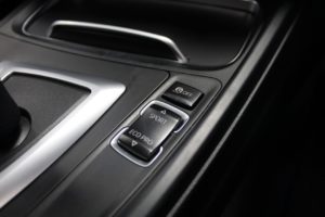 Used_2015_BLACK_BMW_3-SERIES_2