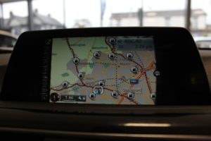 Used_2015_BLACK_BMW_3-SERIES_2