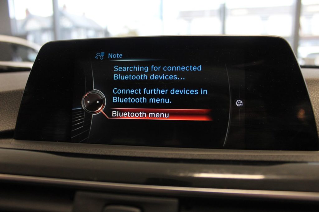 Used_2015_BLACK_BMW_3-SERIES_2