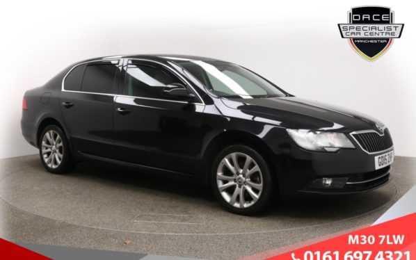 Used 2015 BLACK SKODA SUPERB Estate 2.0 SE TDI CR DSG 5d 138 BHP (reg. 2015-06-23) for sale in Ramsbottom