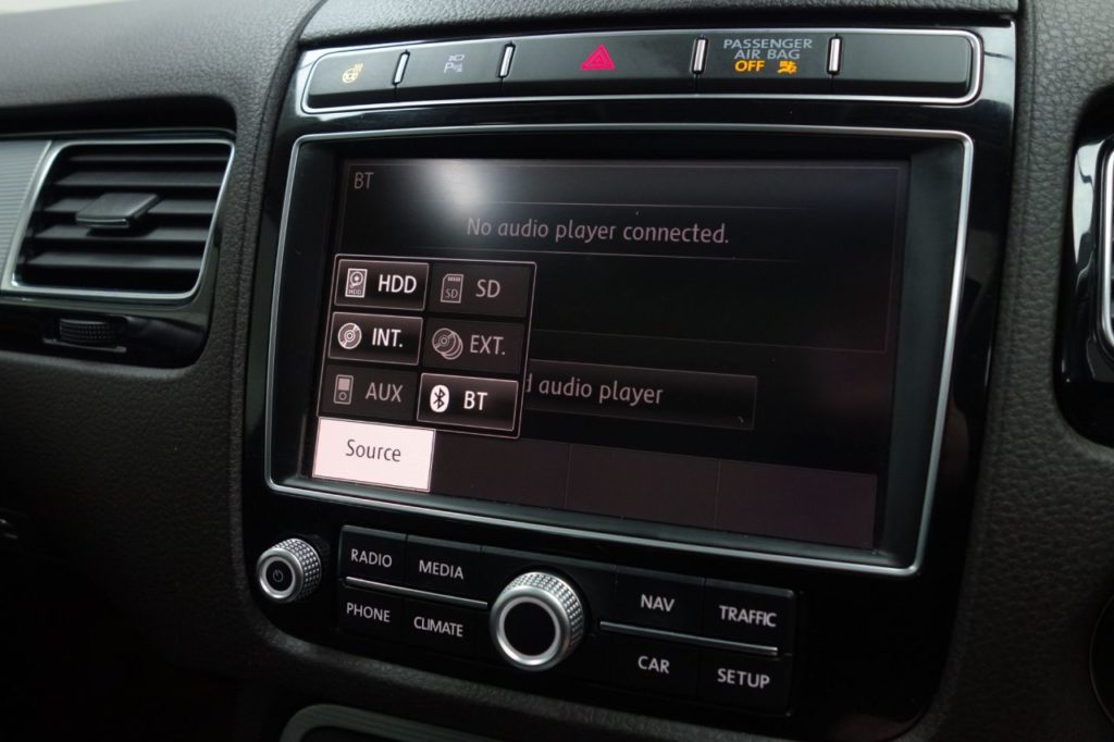 Used_2015_BLACK_VOLKSWAGEN_TOUAREG_3