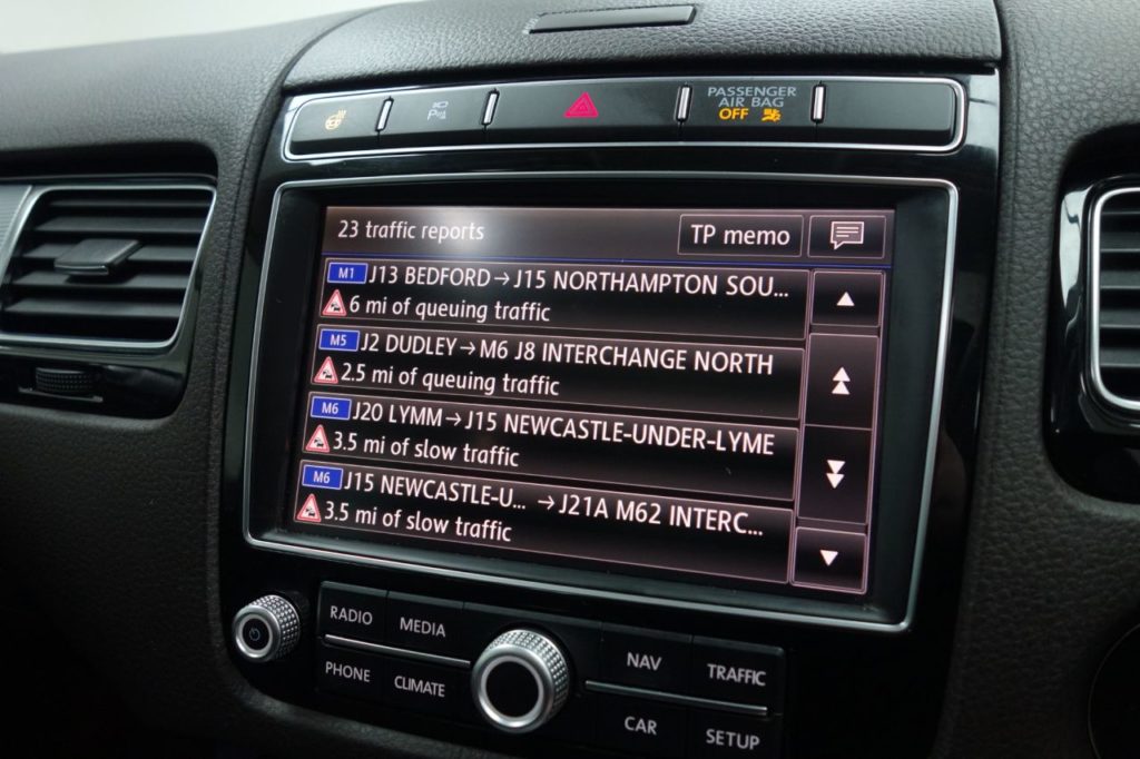 Used_2015_BLACK_VOLKSWAGEN_TOUAREG_3