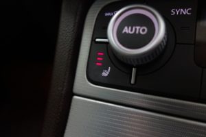 Used_2015_BLACK_VOLKSWAGEN_TOUAREG_3