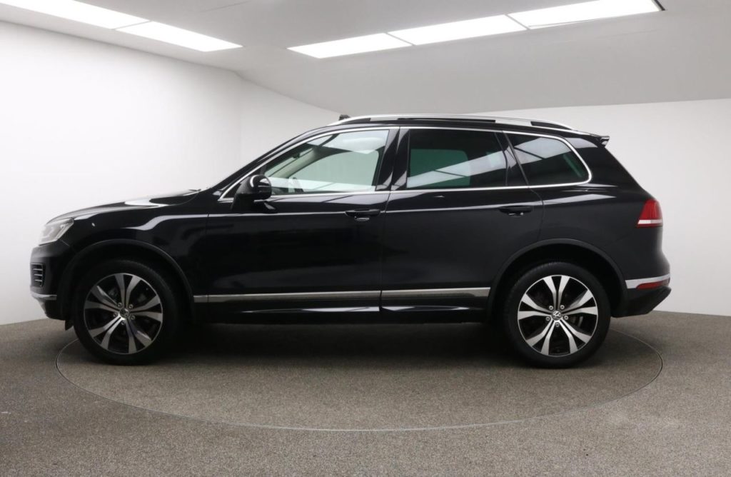Used_2015_BLACK_VOLKSWAGEN_TOUAREG_3