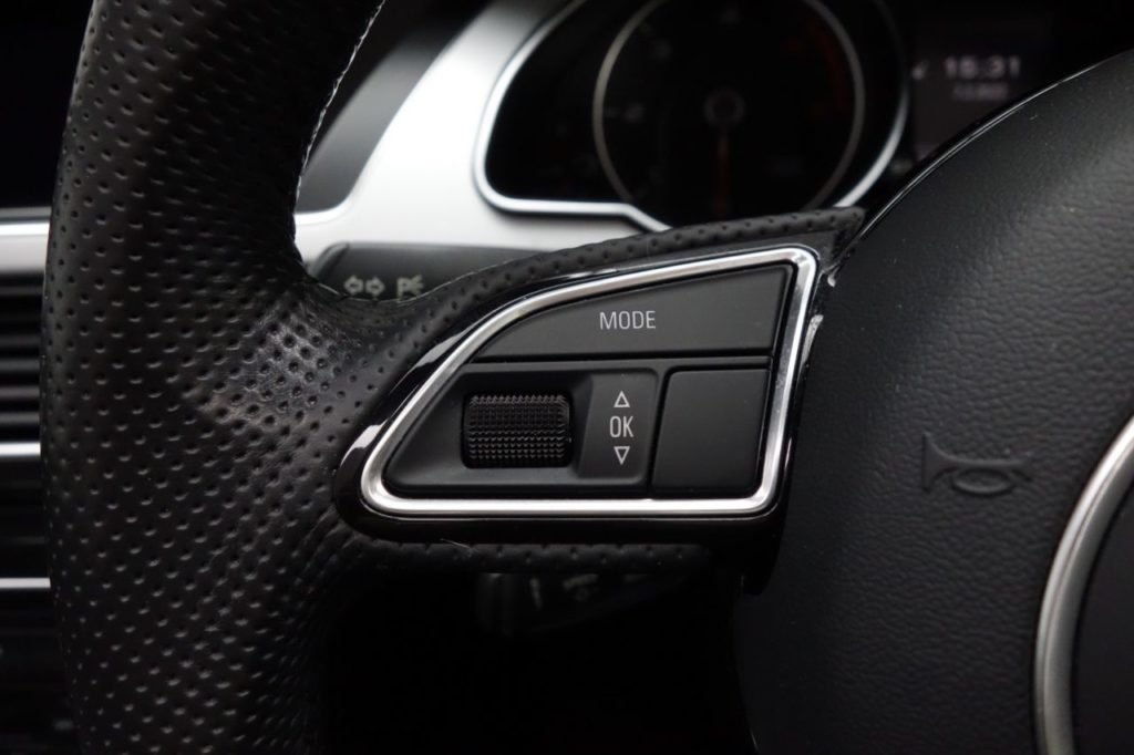 Used_2015_RED_AUDI_A5_2