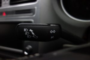 Used_2015_SILVER_VOLKSWAGEN_POLO_1