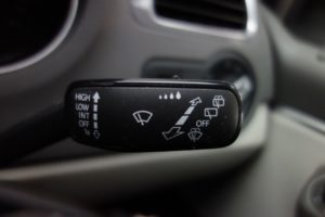 Used_2015_SILVER_VOLKSWAGEN_POLO_1