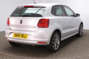 Used_2015_SILVER_VOLKSWAGEN_POLO_1