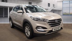 Used 2016 BEIGE HYUNDAI TUCSON 4x4 1.7 CRDI PREMIUM BLUE DRIVE 5d 114 BHP (reg. 2016-05-25) for sale in Ramsbottom