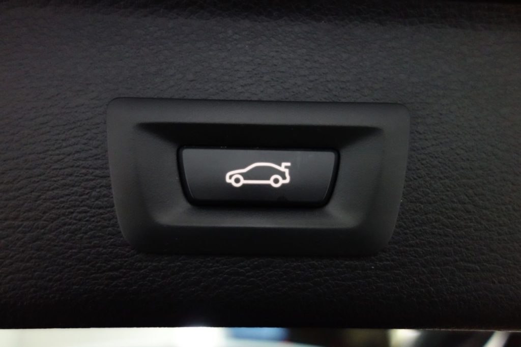 Used_2016_GREY_BMW_X3_2