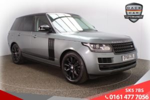 Used 2016 GREY LAND ROVER RANGE ROVER 4x4 3.0 TDV6 VOGUE SE 5d AUTO 255 BHP (reg. 2016-10-31) for sale in Failsworth