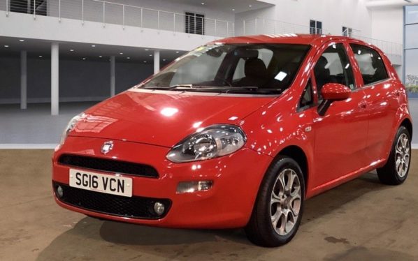 Used 2016 RED FIAT PUNTO Hatchback 1.2 EASY PLUS 5d 69 BHP (reg. 2016-03-14) for sale in Failsworth
