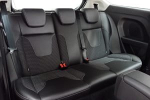 Used_2016_WHITE_FORD_FIESTA_1