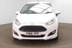 Used_2016_WHITE_FORD_FIESTA_1