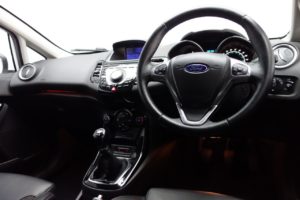 Used_2016_WHITE_FORD_FIESTA_1