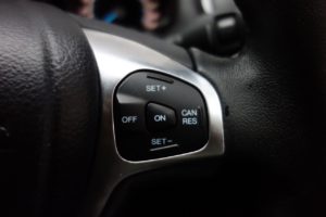 Used_2016_WHITE_FORD_FIESTA_1