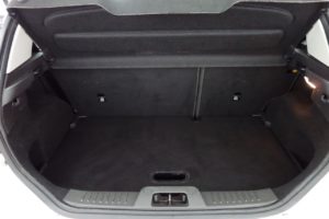 Used_2016_WHITE_FORD_FIESTA_1