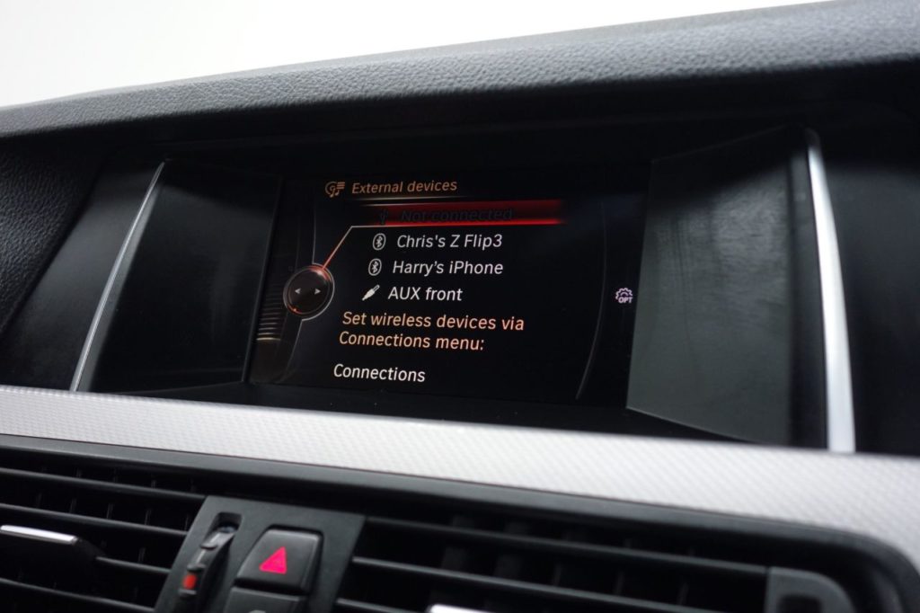 Used_2017_GREY_BMW_5-SERIES_2