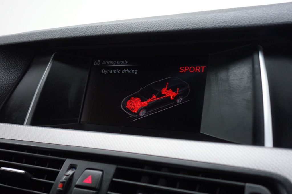 Used_2017_GREY_BMW_5-SERIES_2