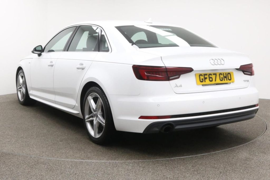 Used_2017_WHITE_AUDI_A4_1