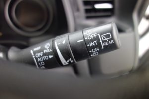 Used_2017_WHITE_HONDA_JAZZ_1
