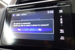 Used_2017_WHITE_HONDA_JAZZ_1