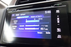Used_2017_WHITE_HONDA_JAZZ_1