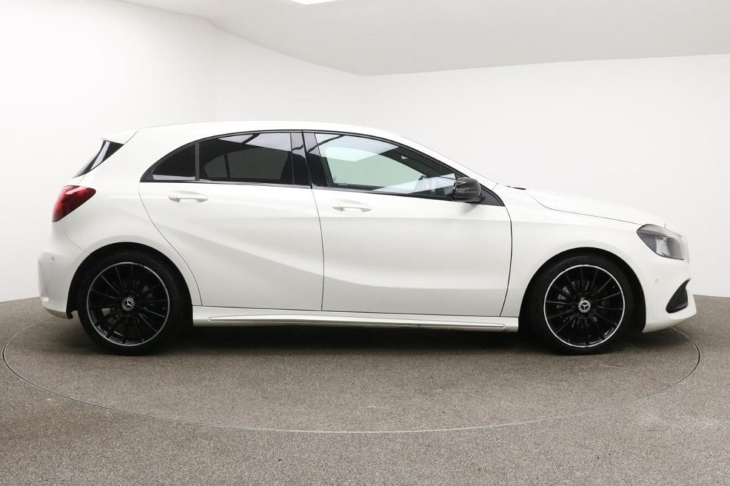 Used_2017_WHITE_MERCEDES-BENZ_A-CLASS_1