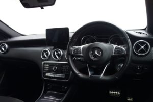 Used_2017_WHITE_MERCEDES-BENZ_A-CLASS_1